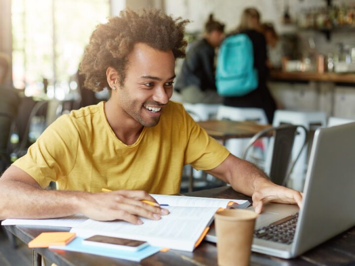 Como Funciona a Faculdade Semi Presencial e Quais Suas Vantagens?