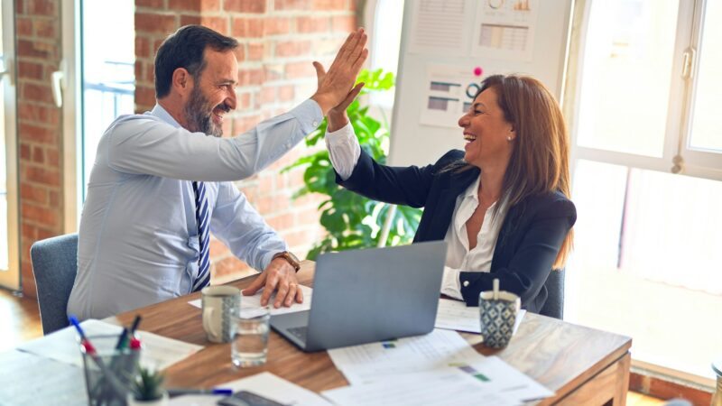 Empréstimo com garantia: como funciona, vantagens e o que avaliar antes de contratar
